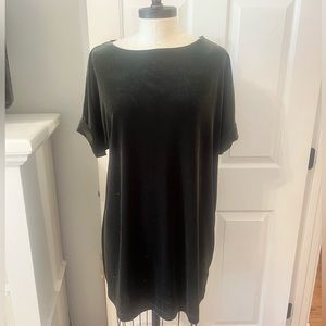 Urban Outfitter Ecote Olive Green velvet dress